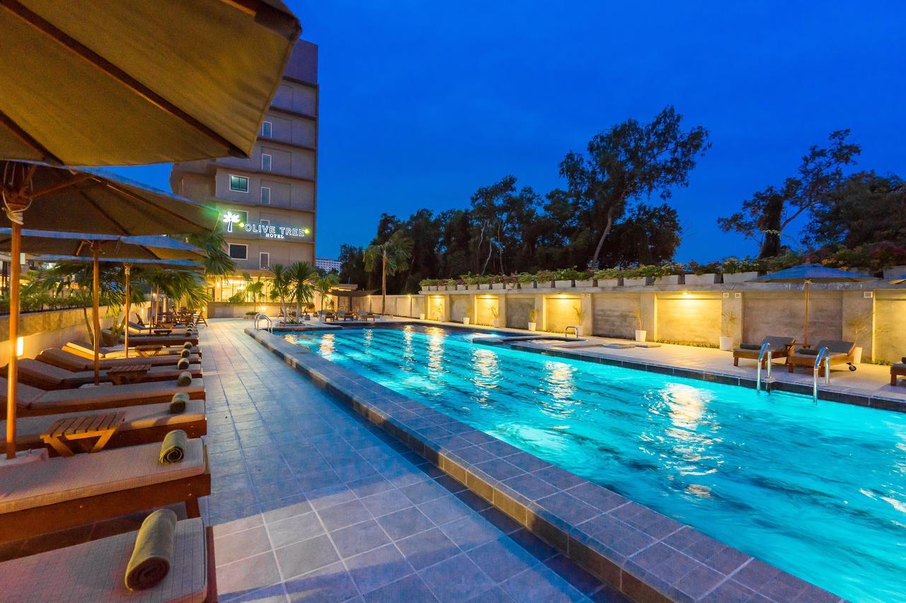 Olive Tree Hotel Pattaya Na Chom Thian Exteriör bild